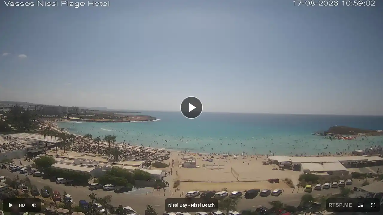 Webcam snapshot from :city — August 17, 2026 08:00