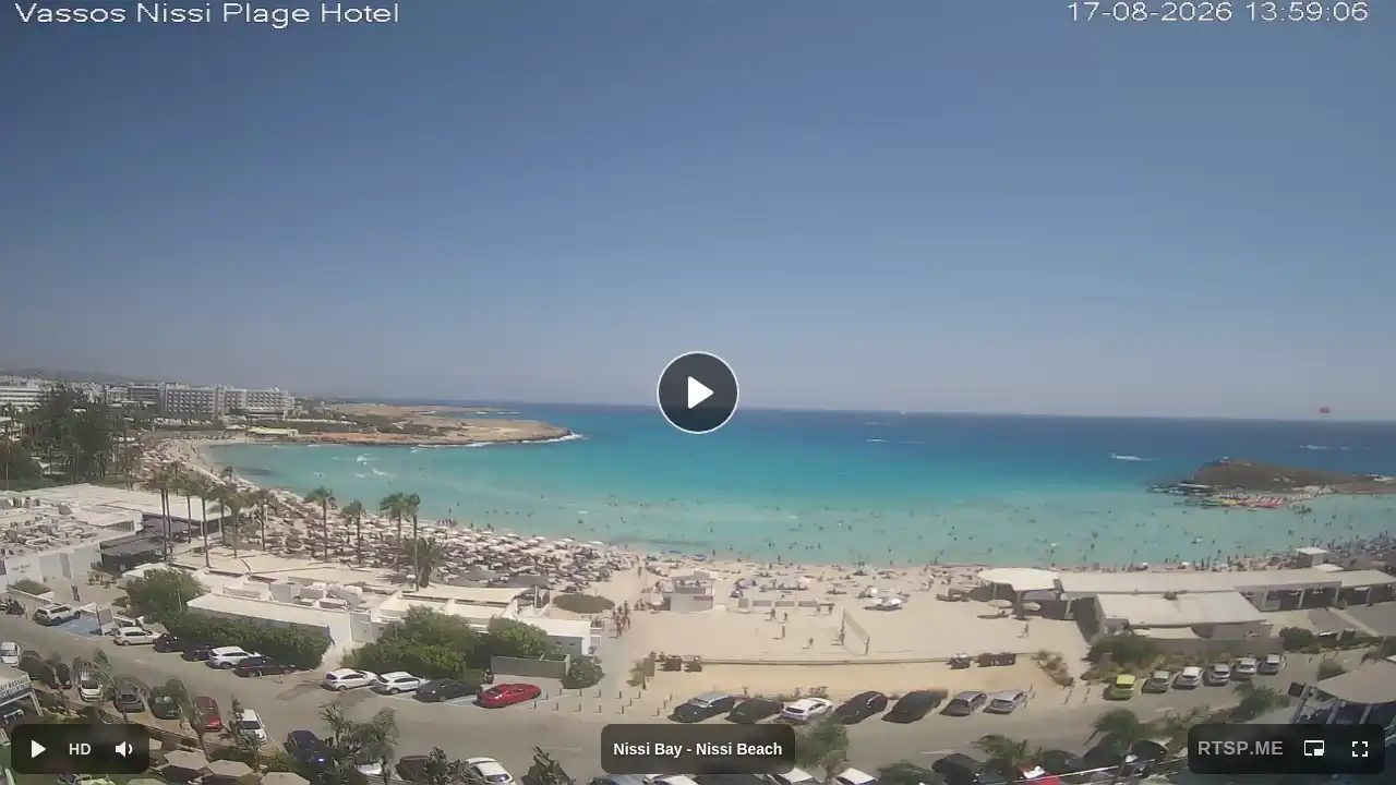 Webcam snapshot from :city — August 17, 2026 11:00