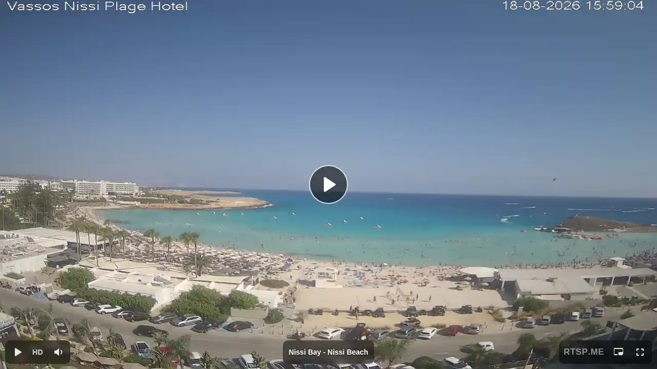 Webcam snapshot from :city — August 18, 2026 13:00