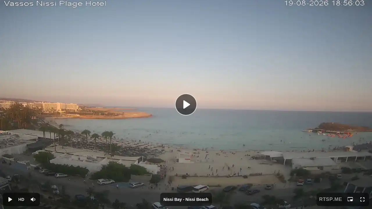 Webcam snapshot from :city — August 19, 2026 16:00