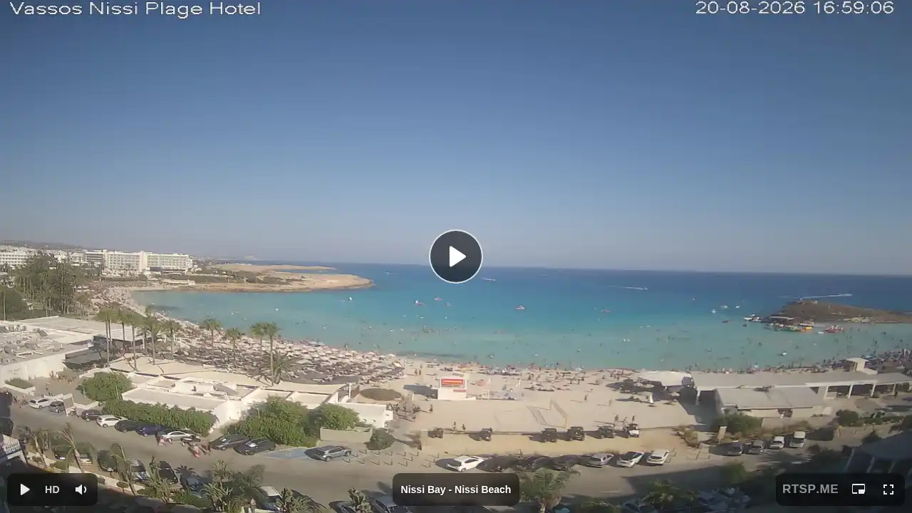 Webcam snapshot from :city — August 20, 2026 14:00