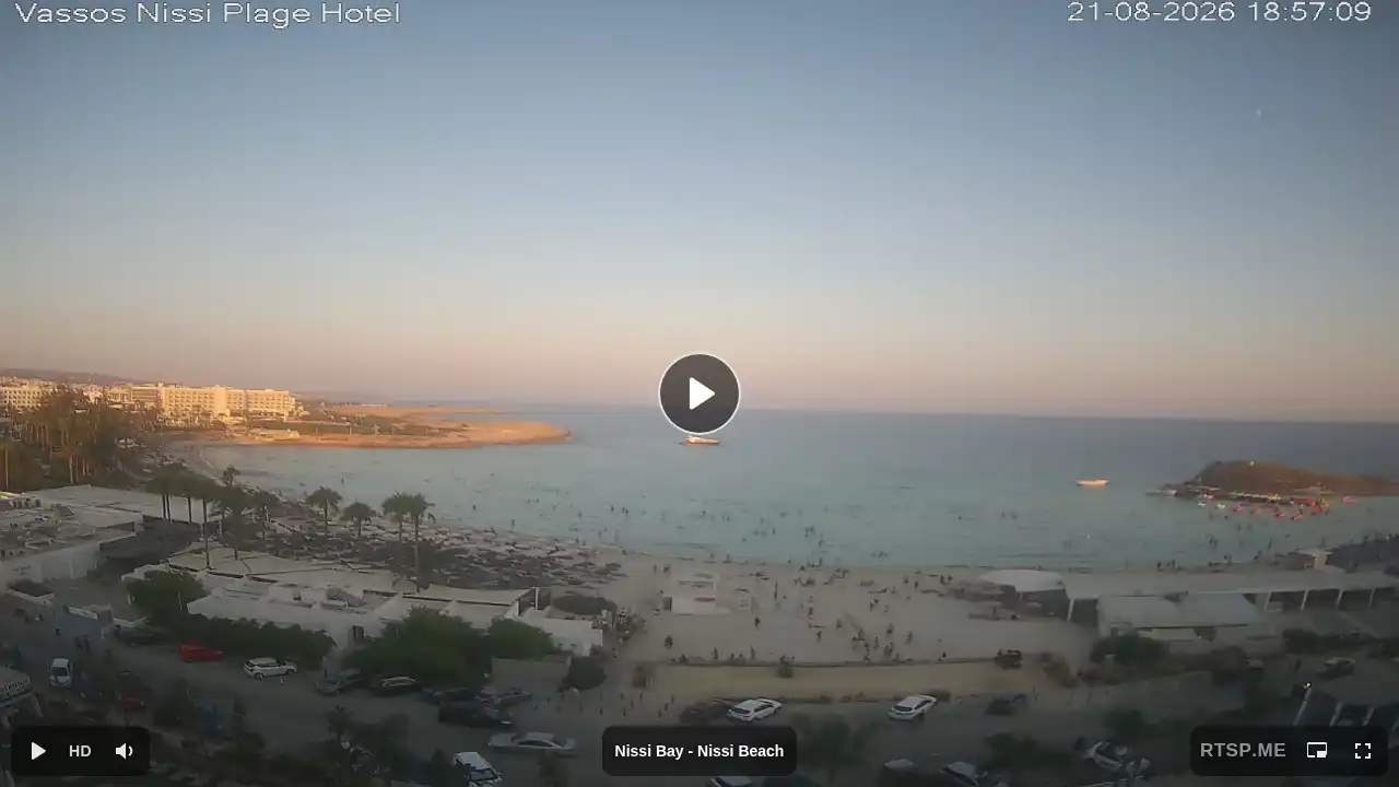 Webcam snapshot from :city — August 21, 2026 16:00