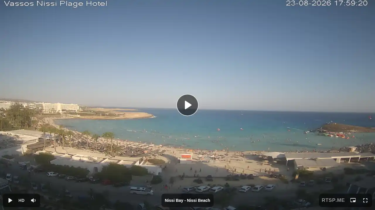Webcam snapshot from :city — August 23, 2026 15:00