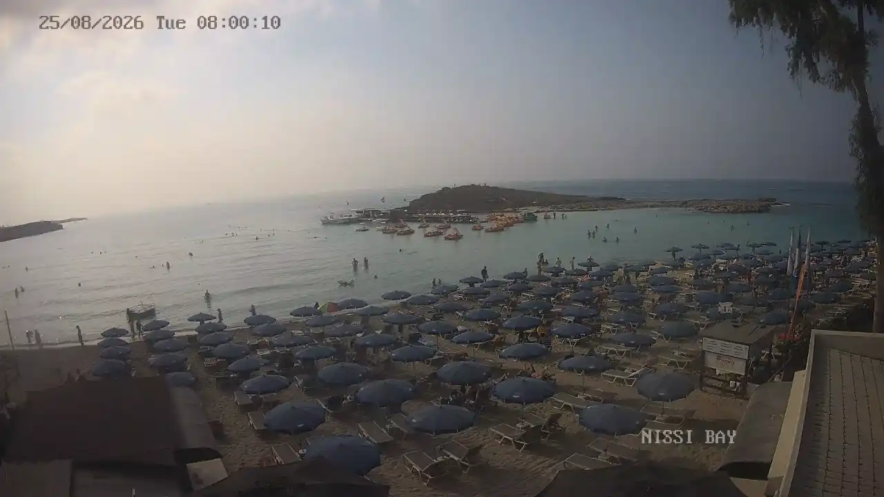 Webcam snapshot from :city — August 25, 2026 06:00