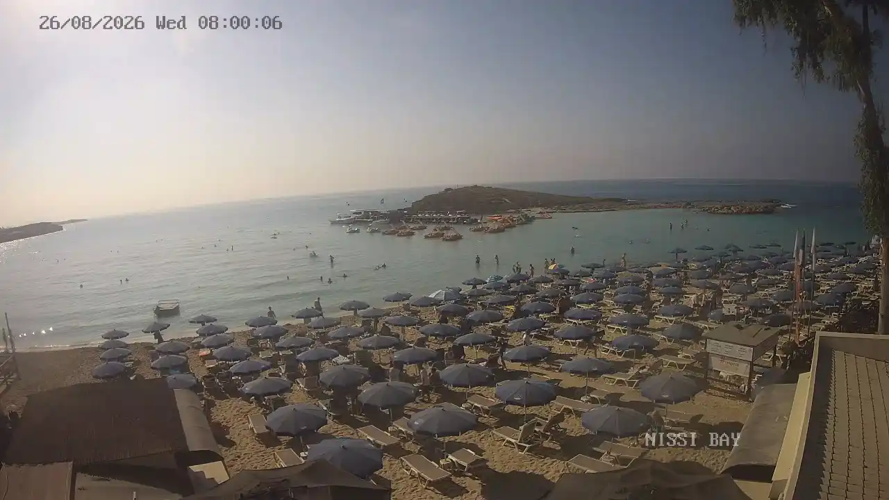 Webcam snapshot from :city — August 26, 2026 06:00