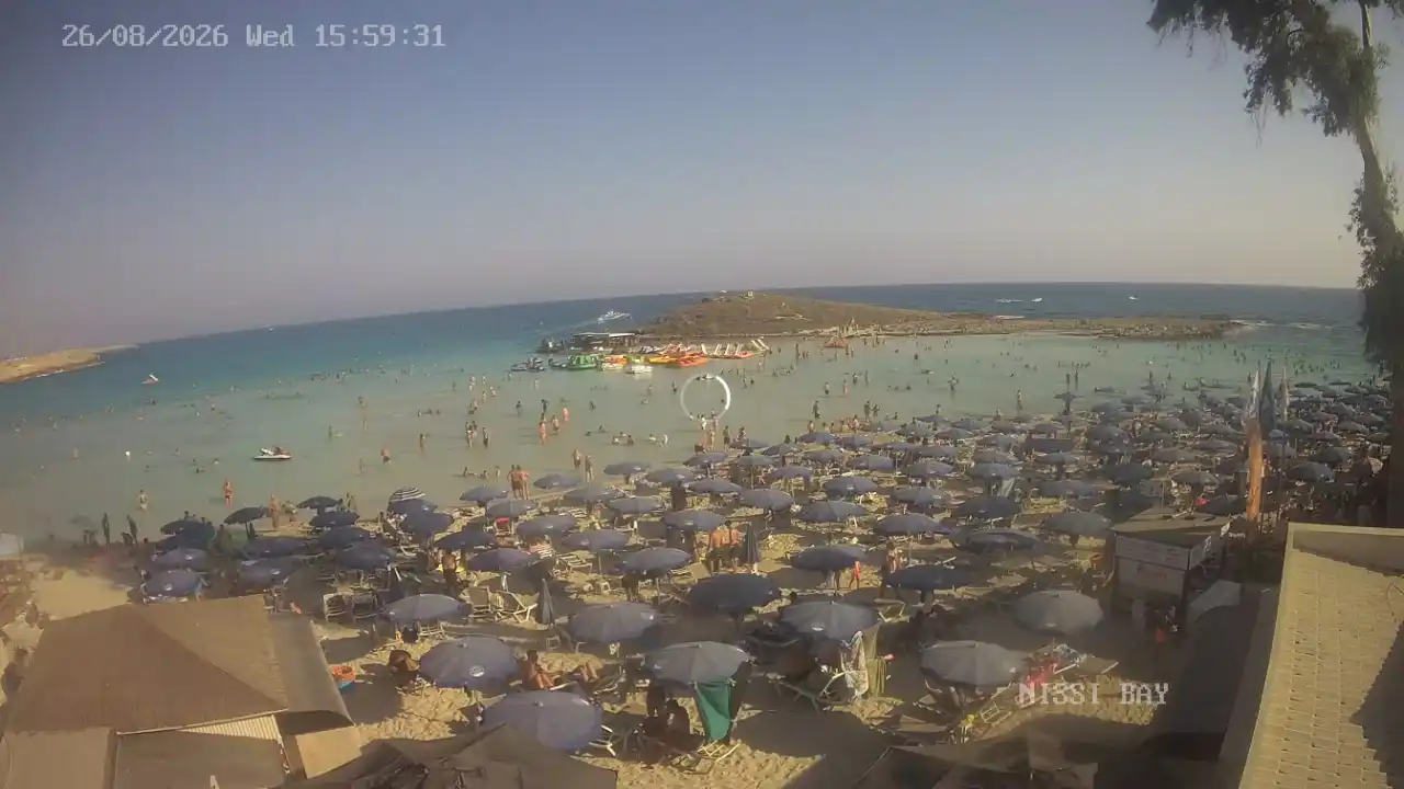 Webcam snapshot from :city — August 26, 2026 14:00