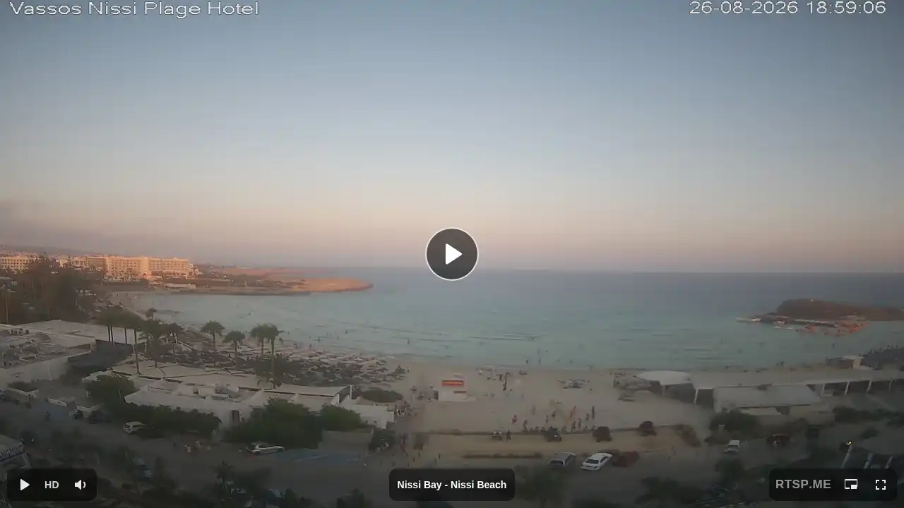 Webcam snapshot from :city — August 26, 2026 16:00