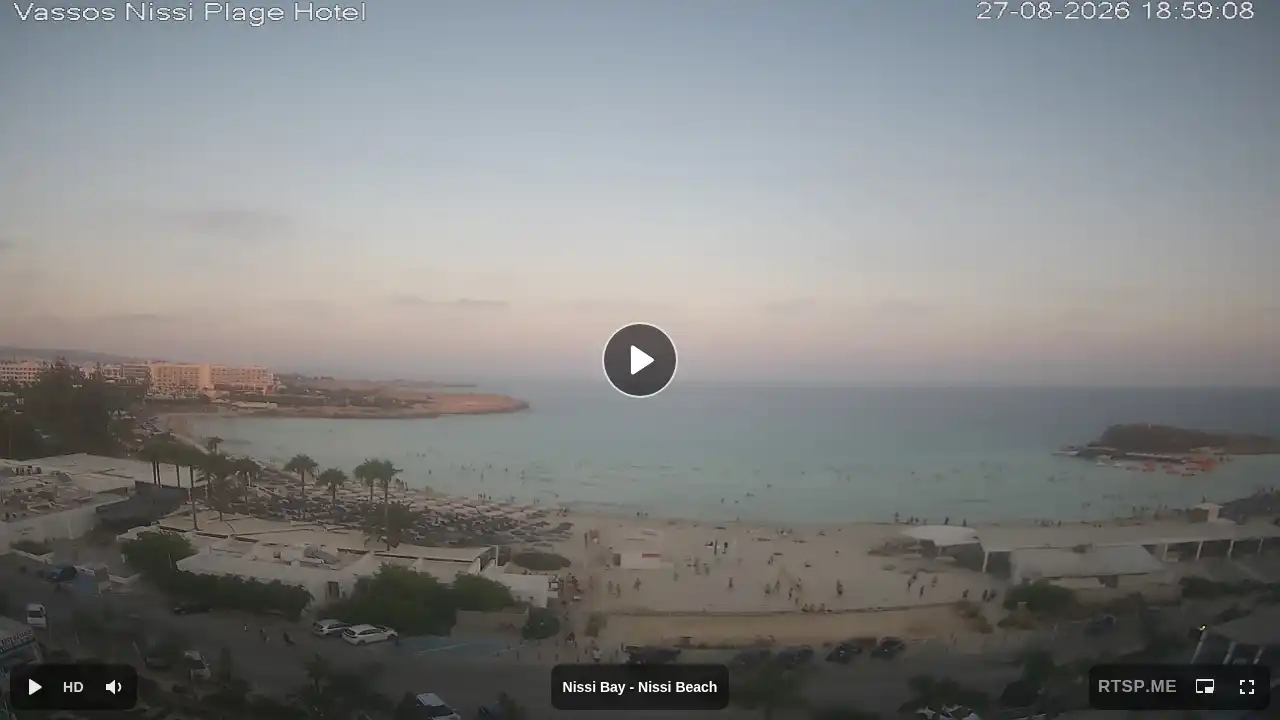 Webcam snapshot from :city — August 27, 2026 16:00