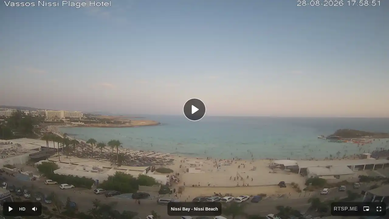 Webcam snapshot from :city — August 28, 2026 15:00