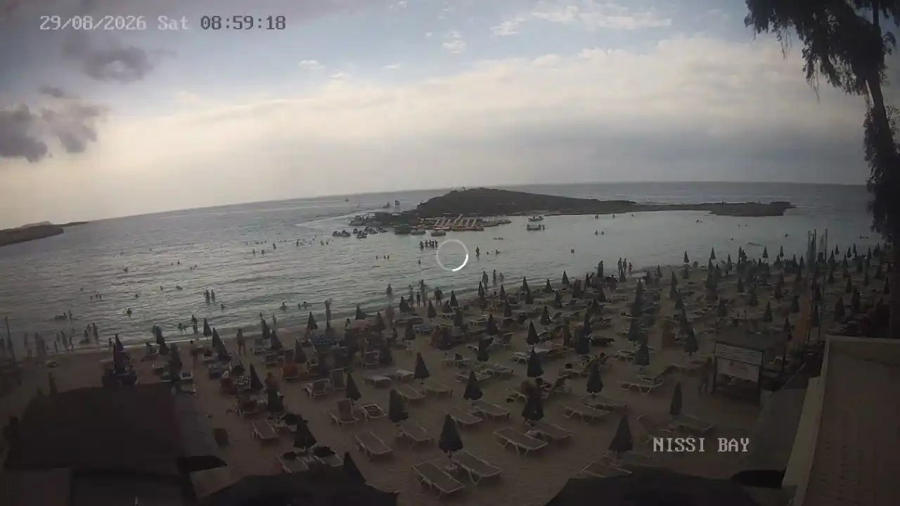 Webcam snapshot from :city — August 29, 2026 07:00