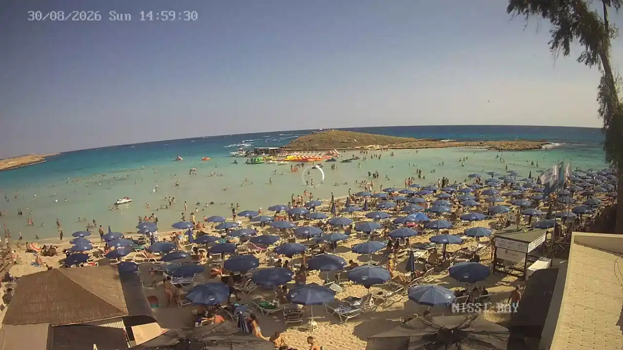 Webcam snapshot from :city — August 30, 2026 13:00