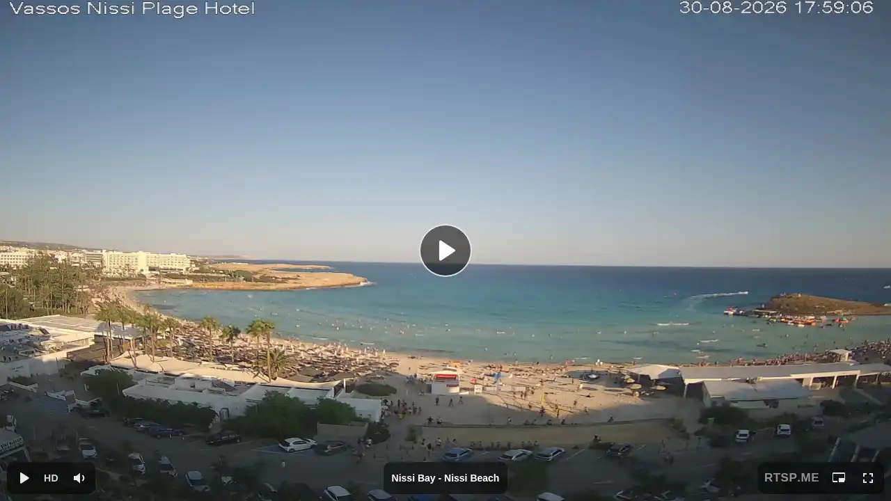 Webcam snapshot from :city — August 30, 2026 15:00