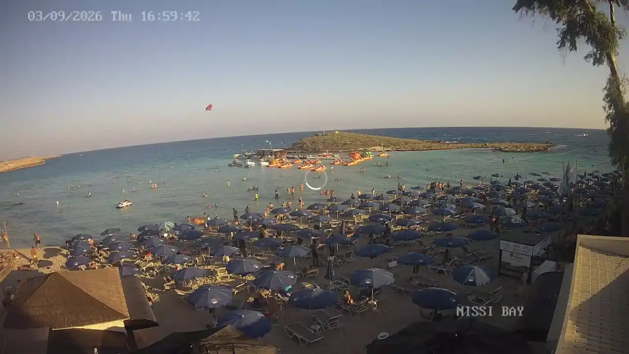 Webcam snapshot from :city — September 3, 2026 15:00