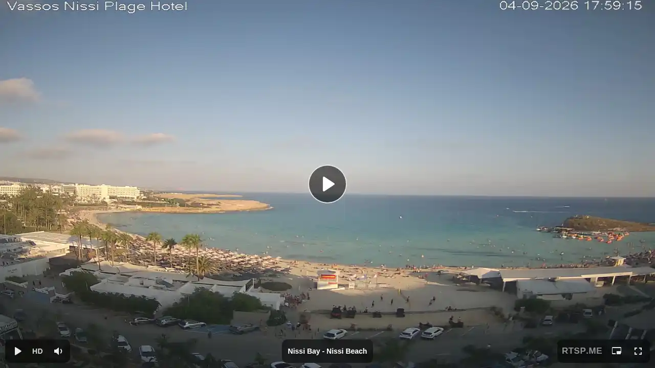 Webcam snapshot from :city — September 4, 2026 15:00