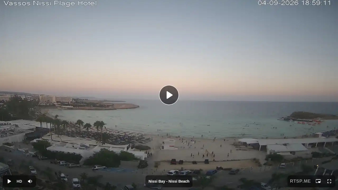 Webcam snapshot from :city — September 4, 2026 16:00