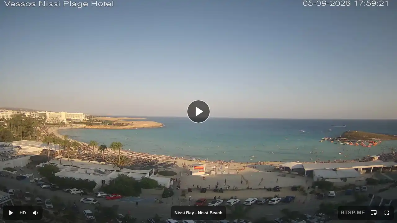 Webcam snapshot from :city — September 5, 2026 15:00