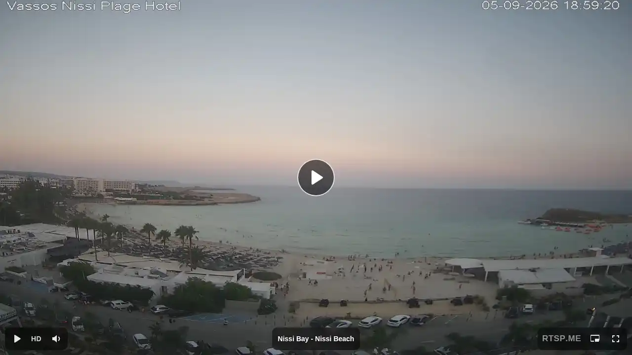 Webcam snapshot from :city — September 5, 2026 16:00