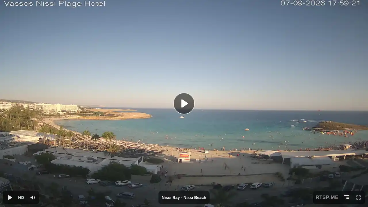 Webcam snapshot from :city — September 7, 2026 15:00