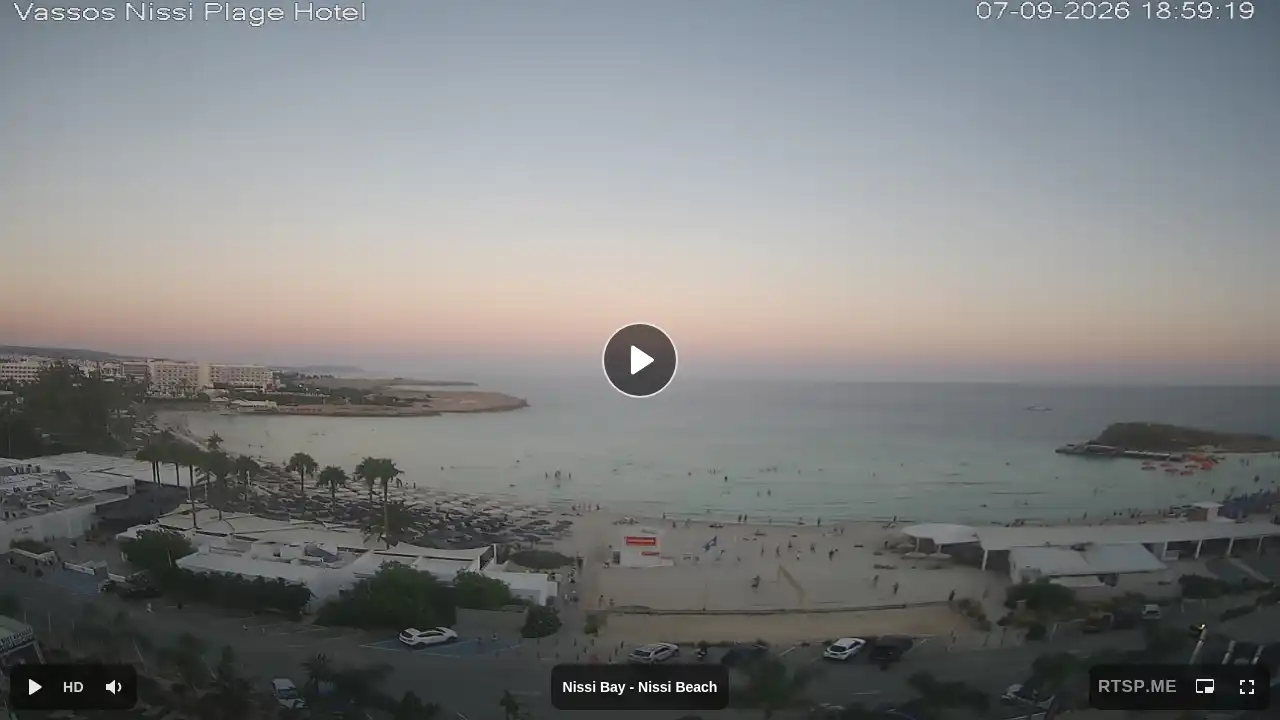 Webcam snapshot from :city — September 7, 2026 16:00