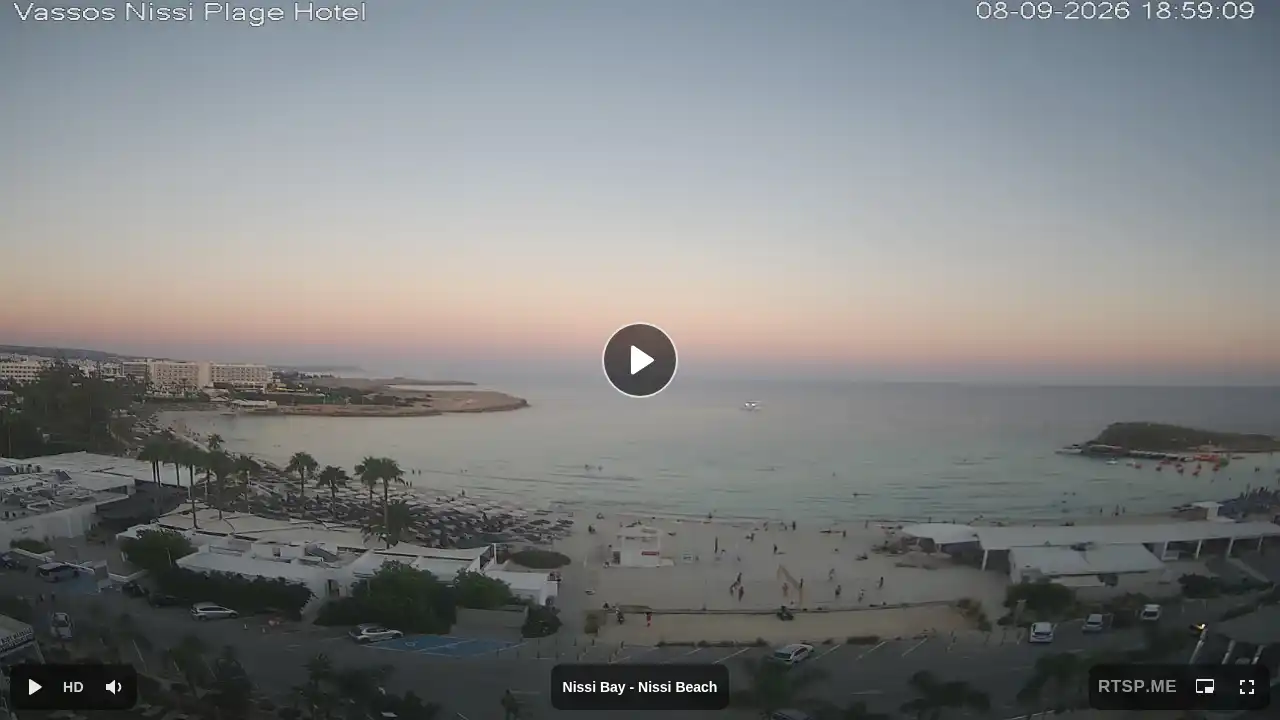 Webcam snapshot from :city — September 8, 2026 16:00