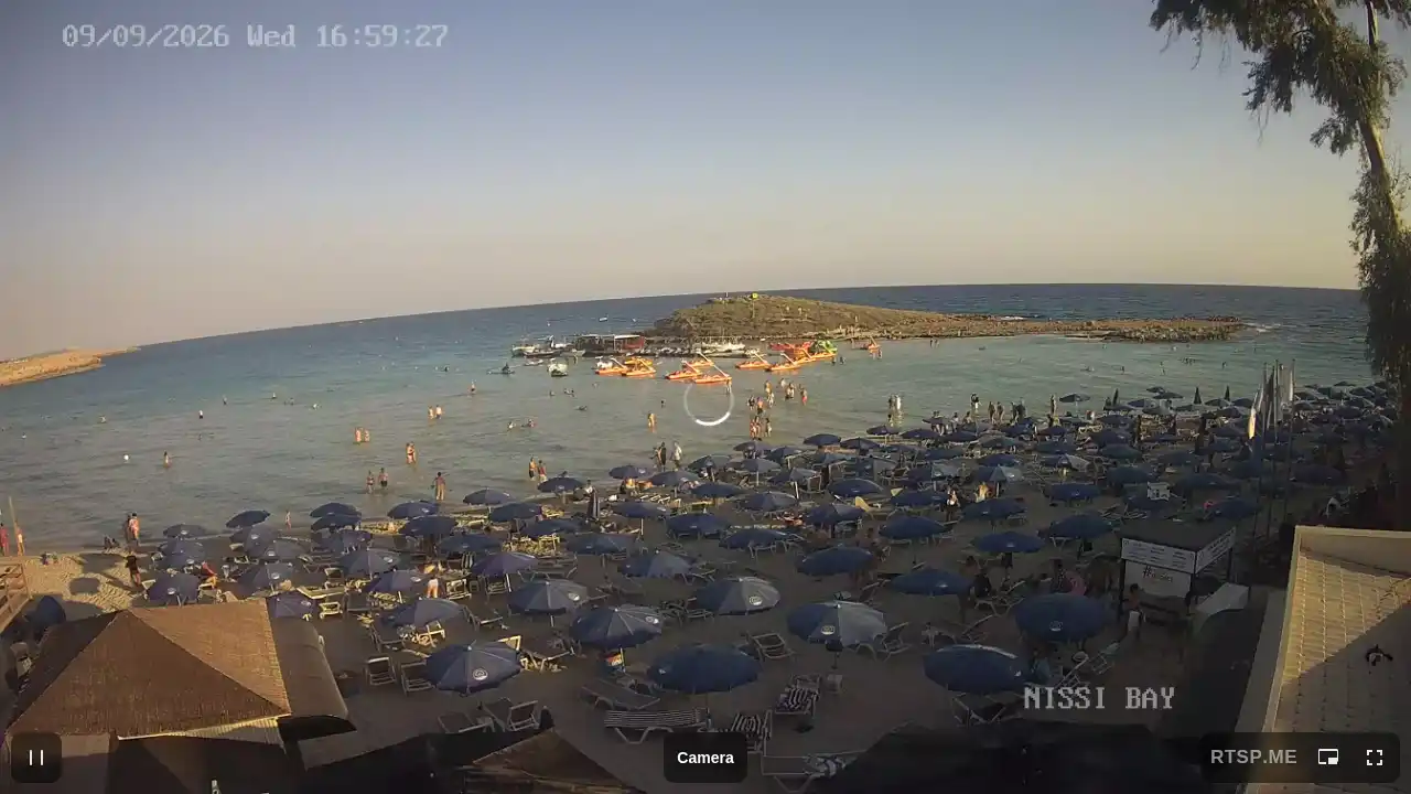 Webcam snapshot from :city — September 9, 2026 15:00