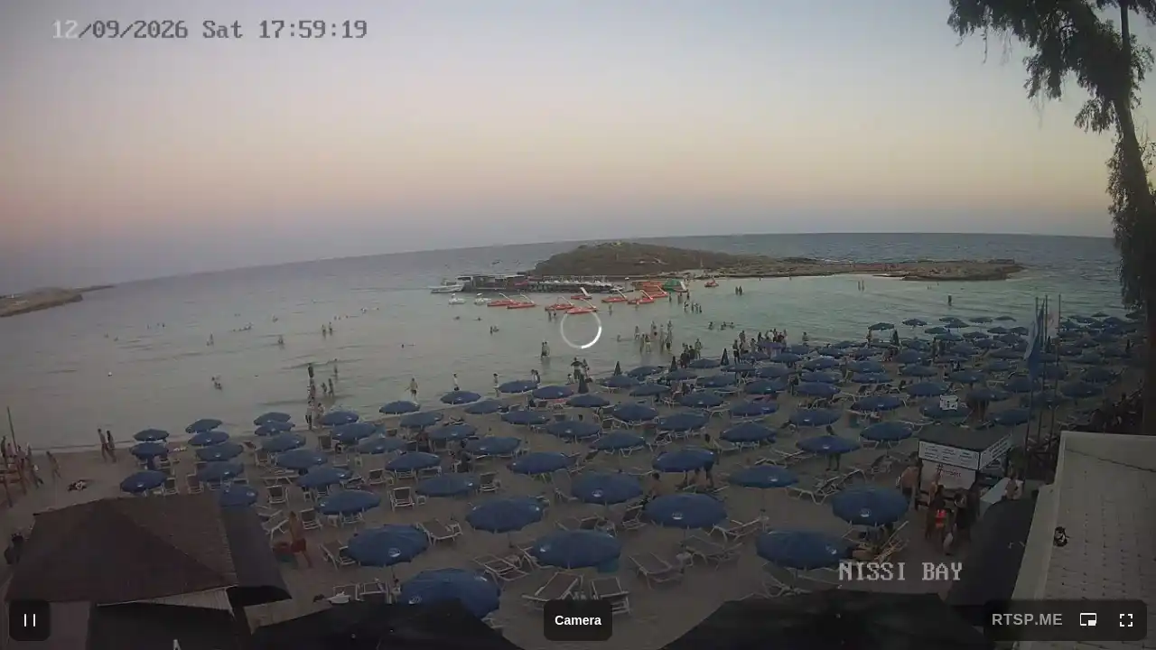 Webcam snapshot from :city — September 12, 2026 16:00