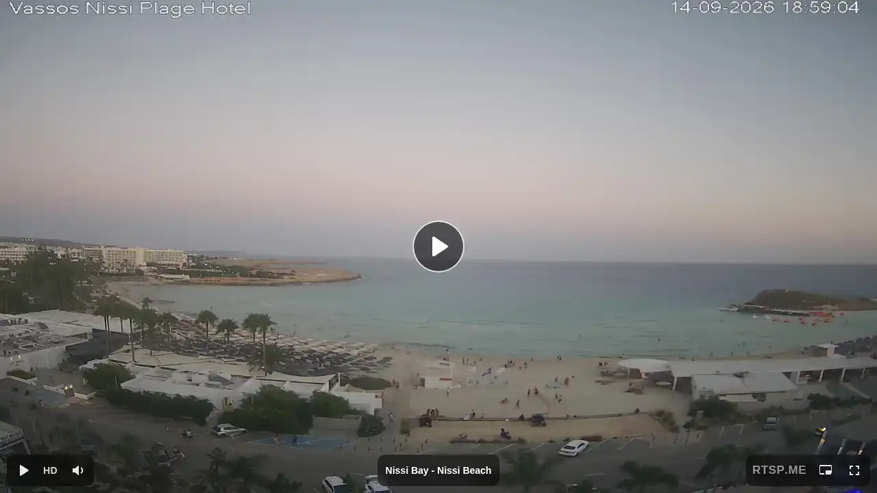 Webcam snapshot from :city — September 14, 2026 16:00