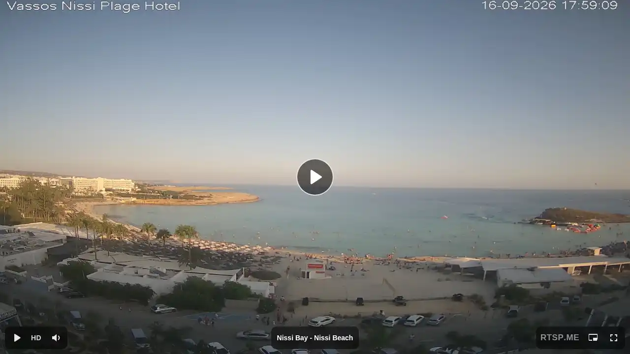 Webcam snapshot from :city — September 16, 2026 15:00