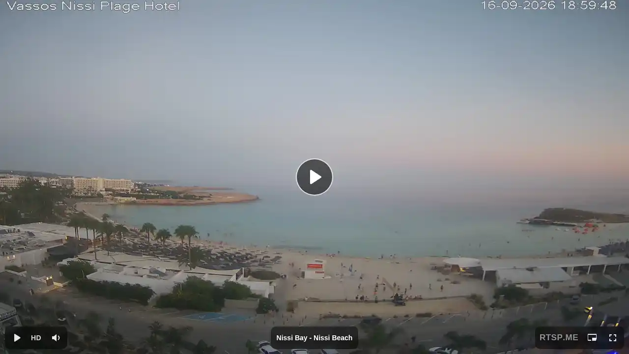 Webcam snapshot from :city — September 16, 2026 16:00
