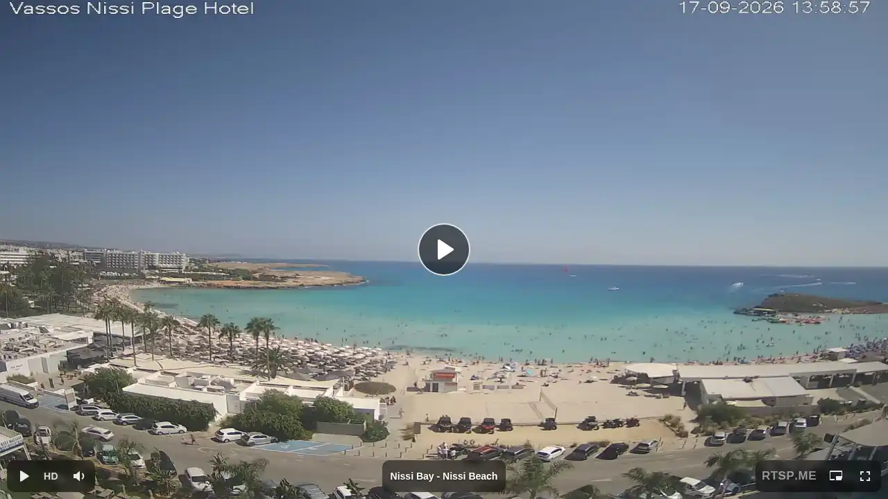 Webcam snapshot from :city — September 17, 2026 11:00