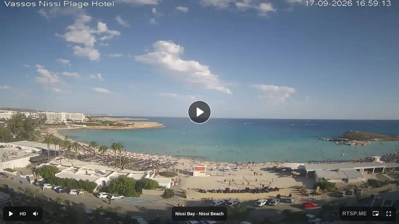 Webcam snapshot from :city — September 17, 2026 14:00