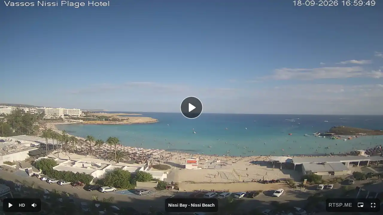 Webcam snapshot from :city — September 18, 2026 14:00