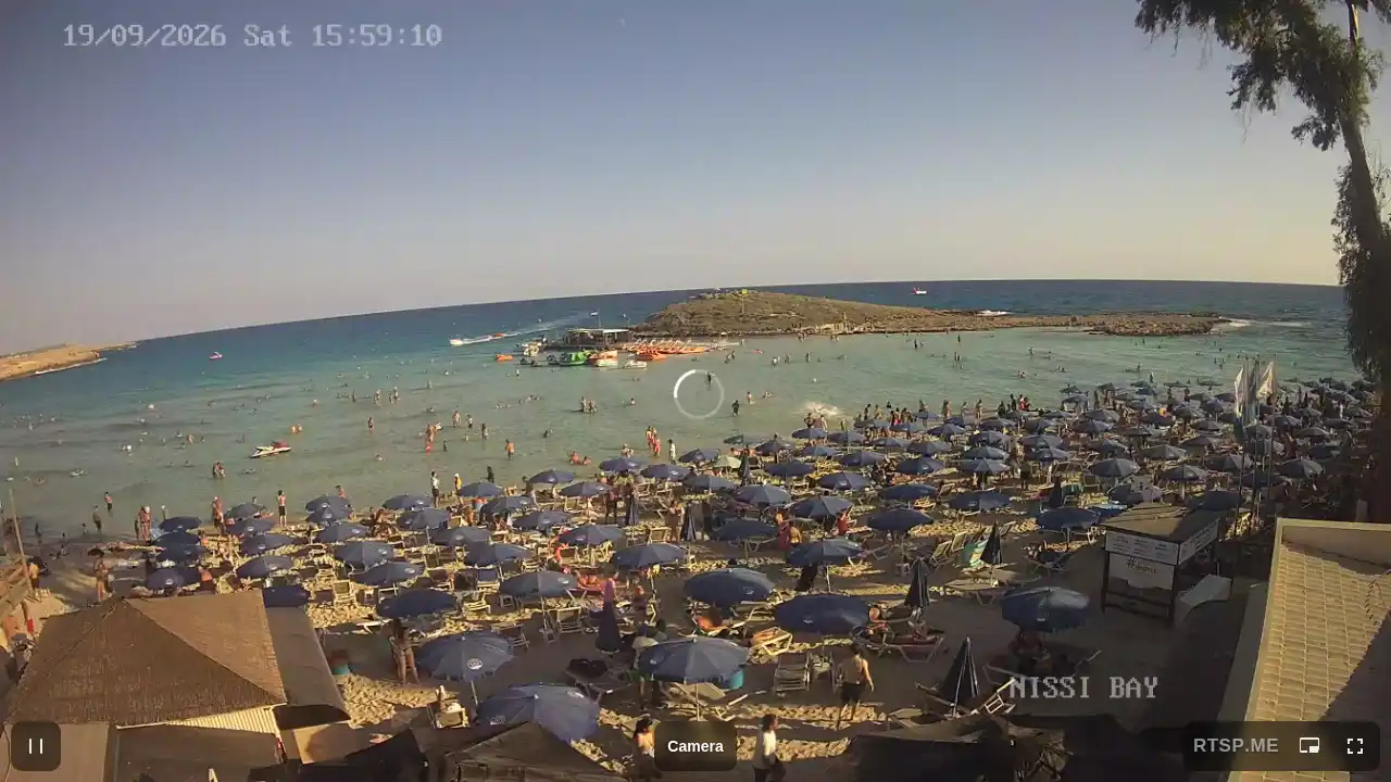 Webcam snapshot from :city — September 19, 2026 14:00