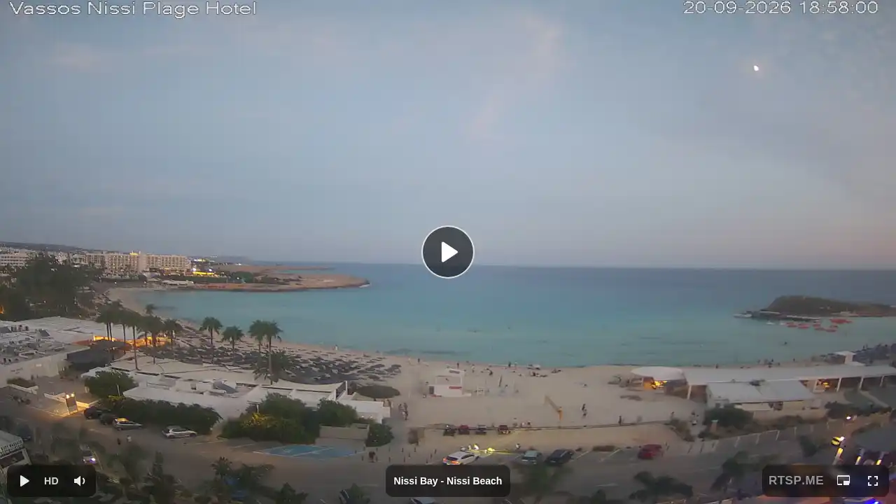Webcam snapshot from :city — September 20, 2026 16:00