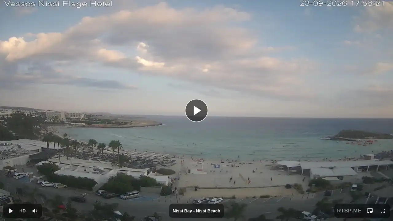 Webcam snapshot from :city — September 23, 2026 15:00