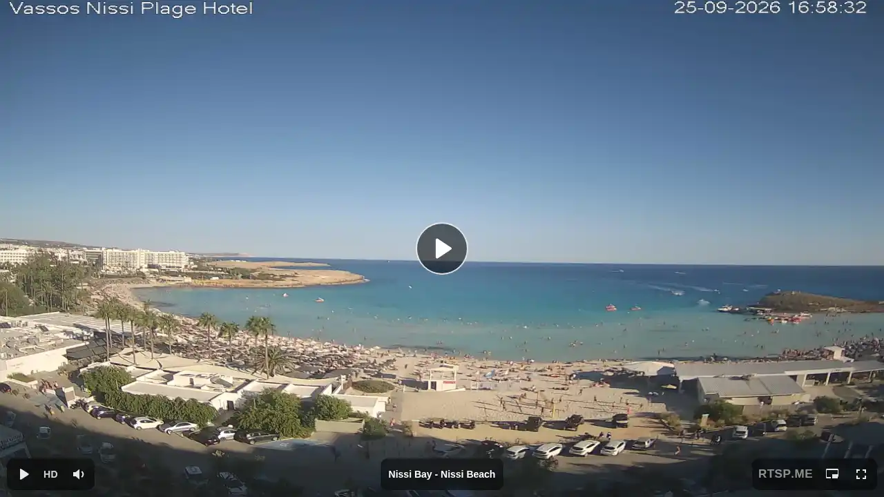 Webcam snapshot from :city — September 25, 2026 14:00