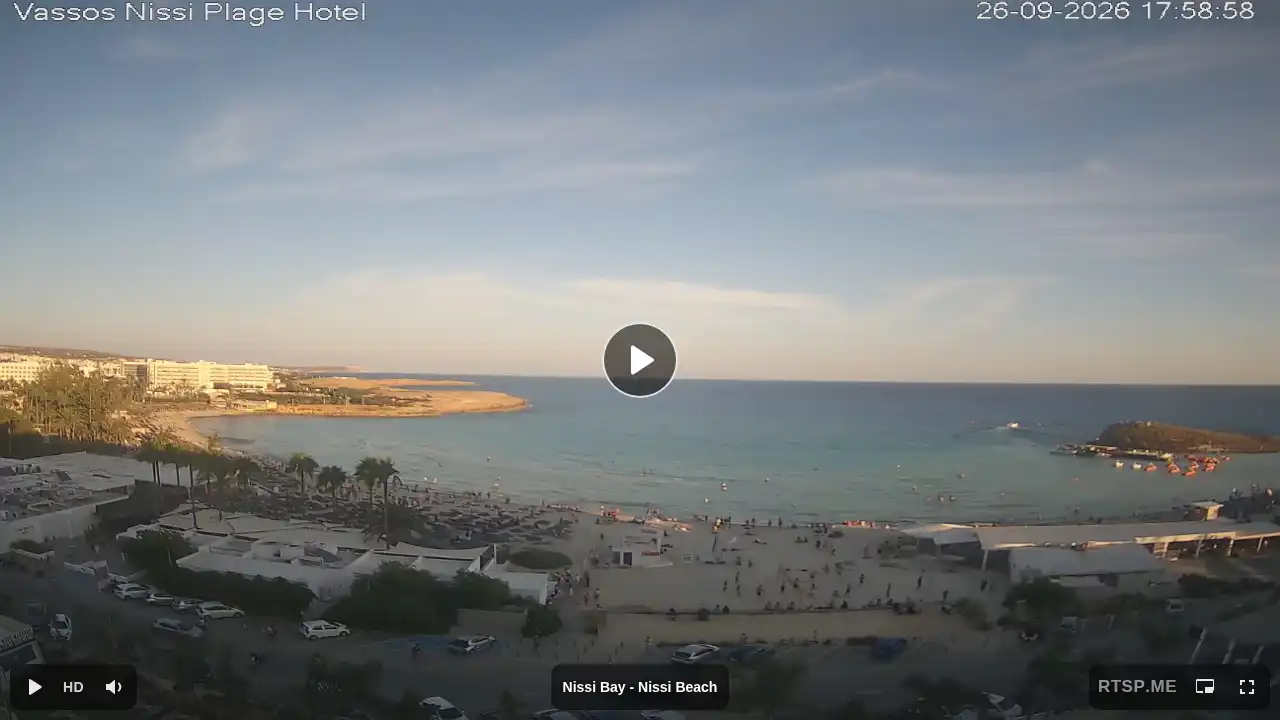 Webcam snapshot from :city — September 26, 2026 15:00