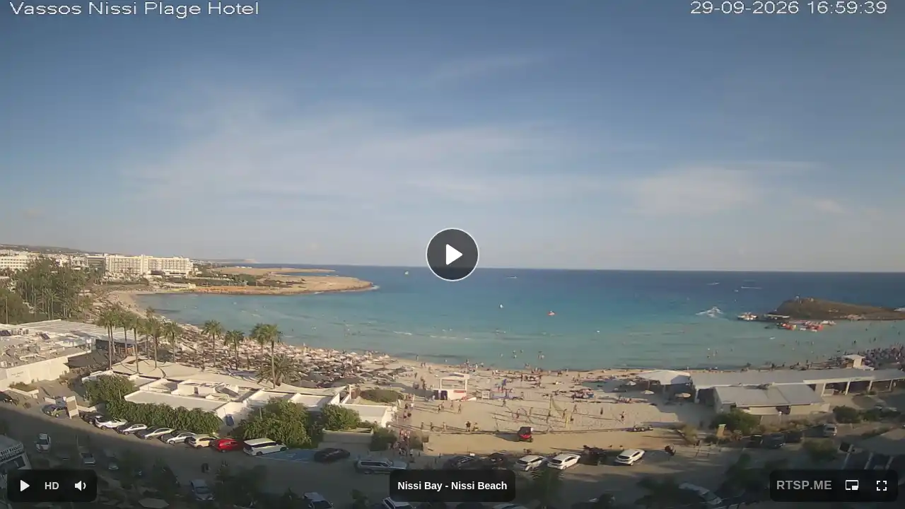 Webcam snapshot from :city — September 29, 2026 14:00
