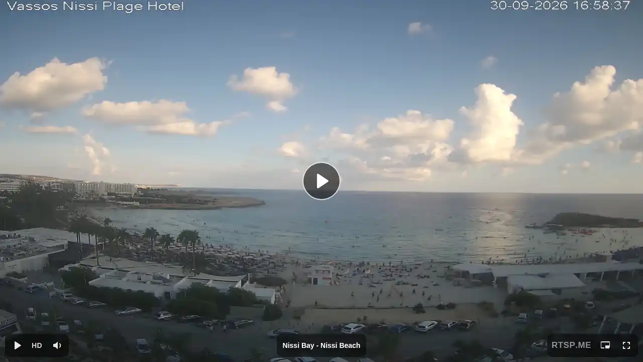 Webcam snapshot from :city — September 30, 2026 14:00