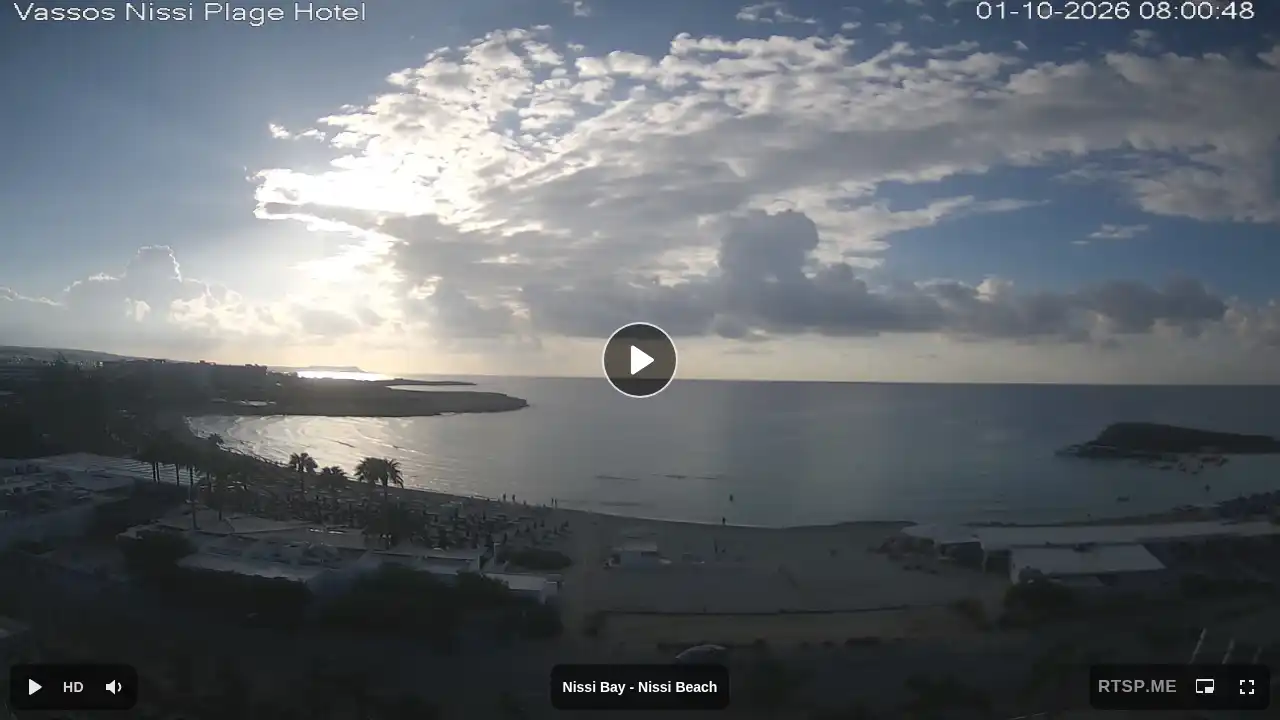 Webcam snapshot from :city — October 1, 2026 05:00
