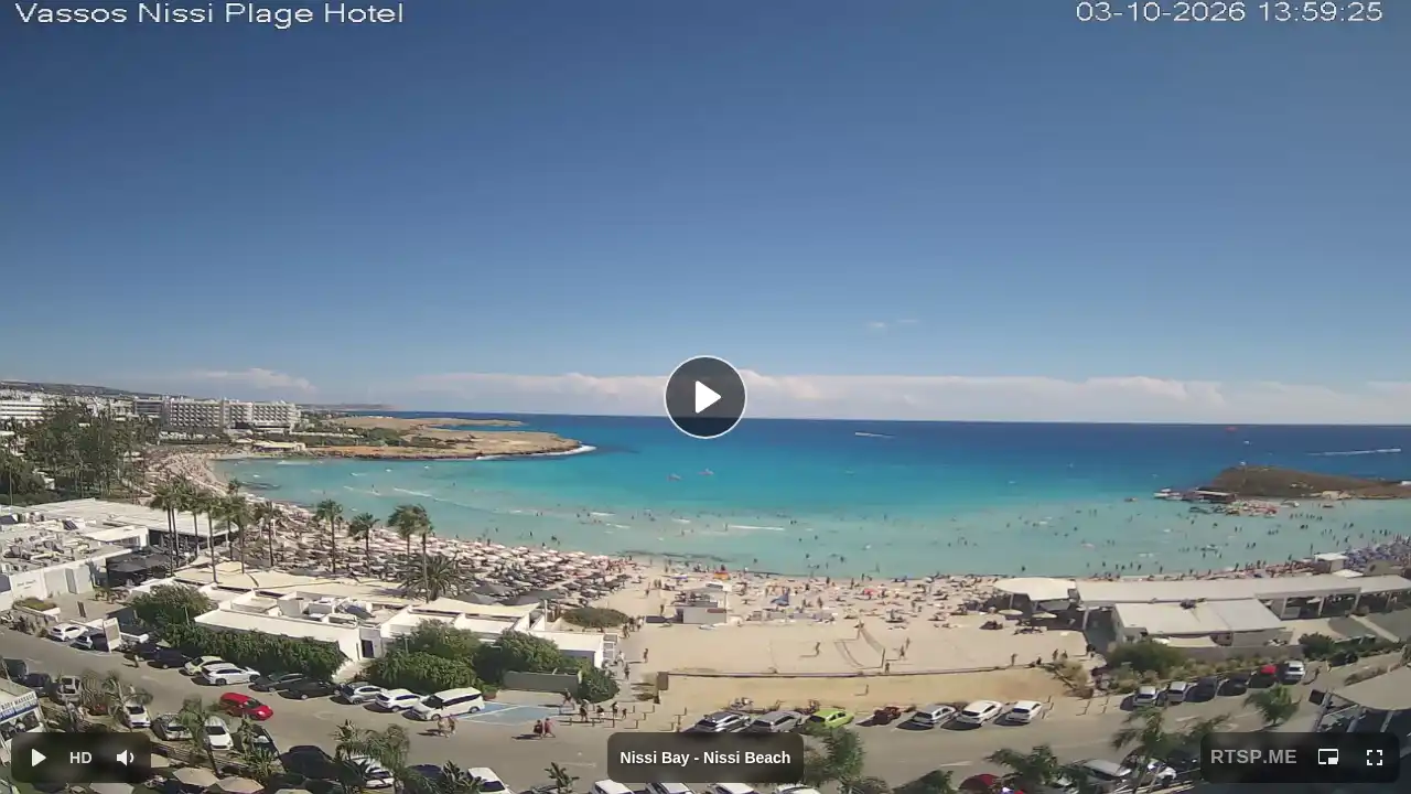 Webcam snapshot from :city — October 3, 2026 11:00