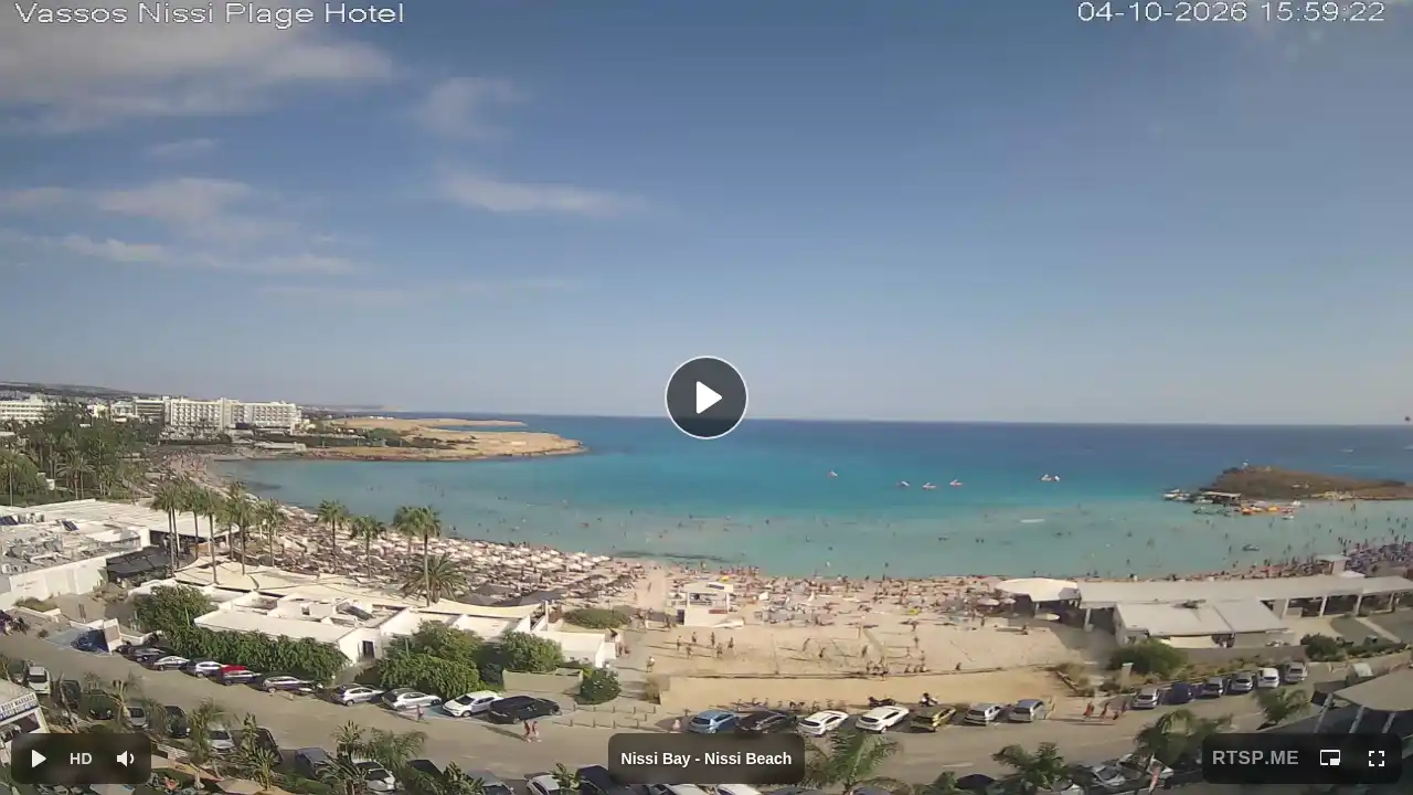 Webcam snapshot from :city — October 4, 2026 13:00