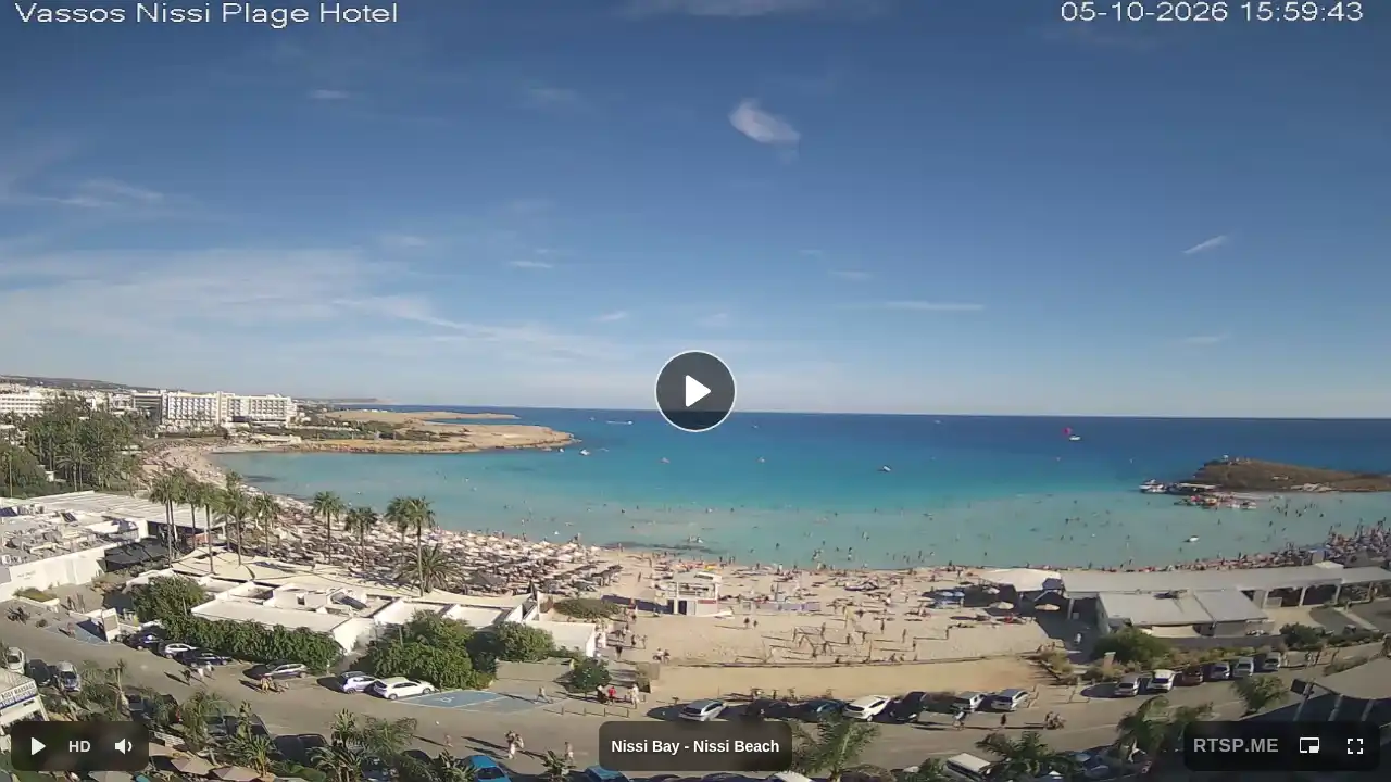 Webcam snapshot from :city — October 5, 2026 13:00