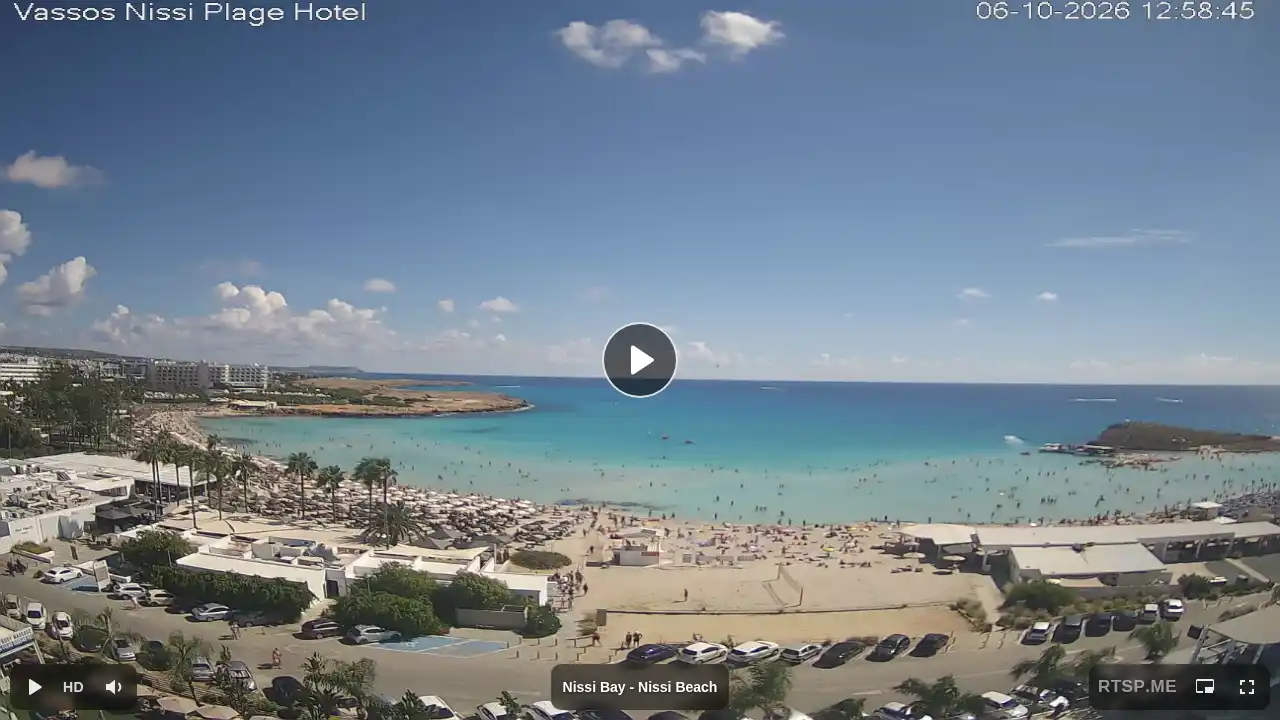 Webcam snapshot from :city — October 6, 2026 10:00