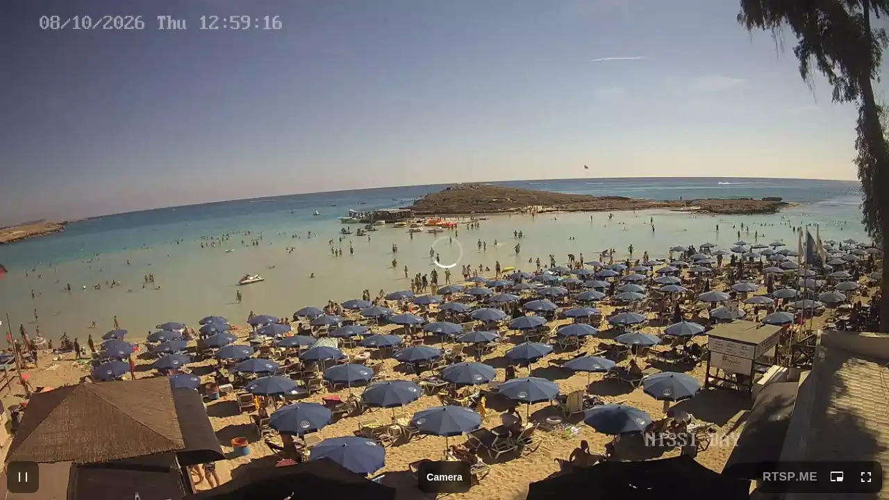 Webcam snapshot from :city — October 8, 2026 11:00