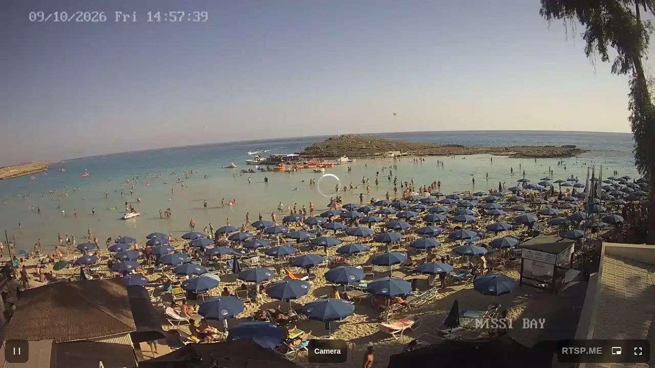Webcam snapshot from :city — October 9, 2026 13:00