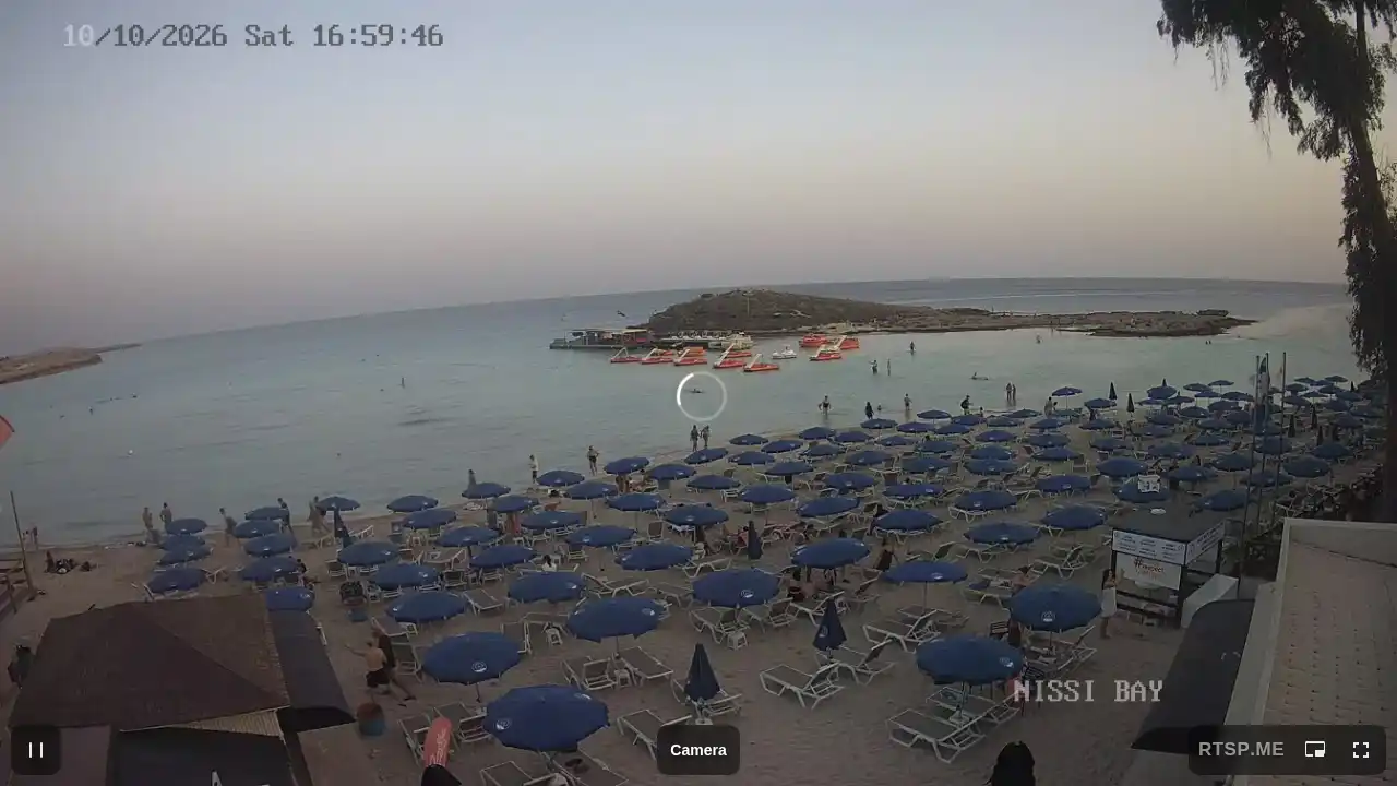 Webcam snapshot from :city — October 10, 2026 15:00