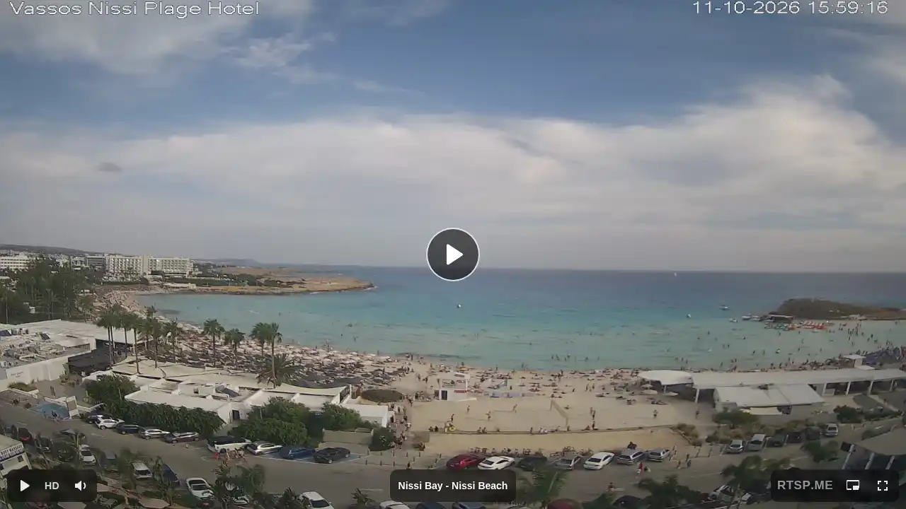 Webcam snapshot from :city — October 11, 2026 13:00