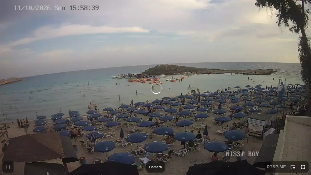 Webcam snapshot from :city — October 11, 2026 14:00