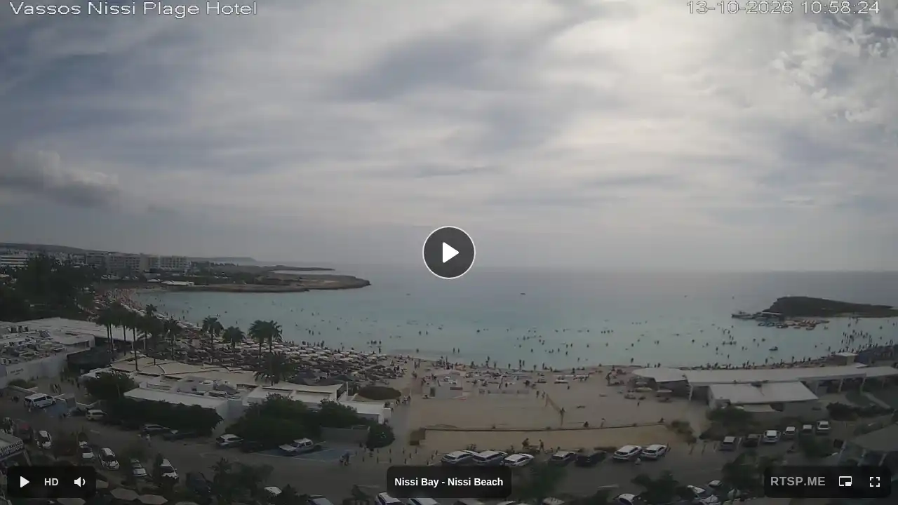 Webcam snapshot from :city — October 13, 2026 08:00